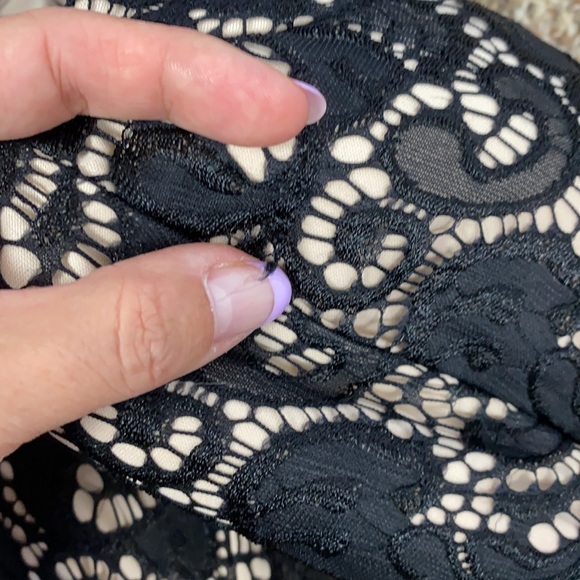 ๐ Sweet Storm black lace overlay evening dress Large - Picture 10 of 10